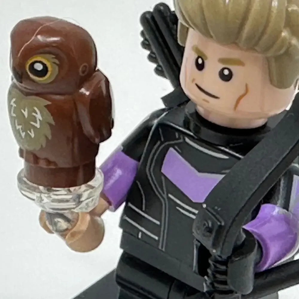 LEGO Marvel MCU Minifigure Hawkeye Clint Barton Bow Quiver Owl Series 2 71039